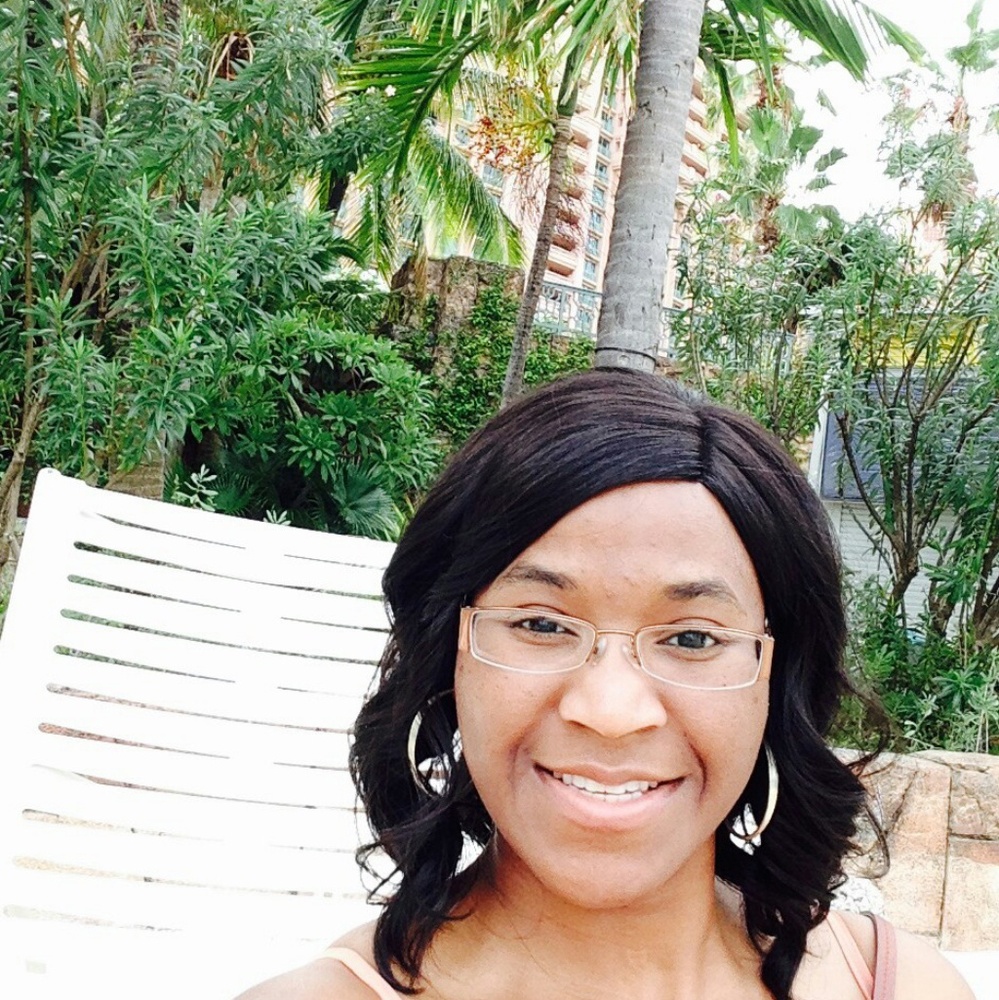 Meet your Posher, Christina